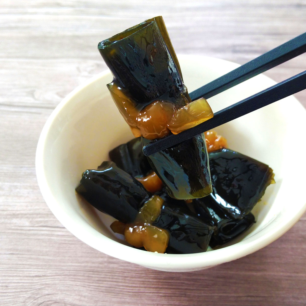 Kobu-maki (Kelp rolls)